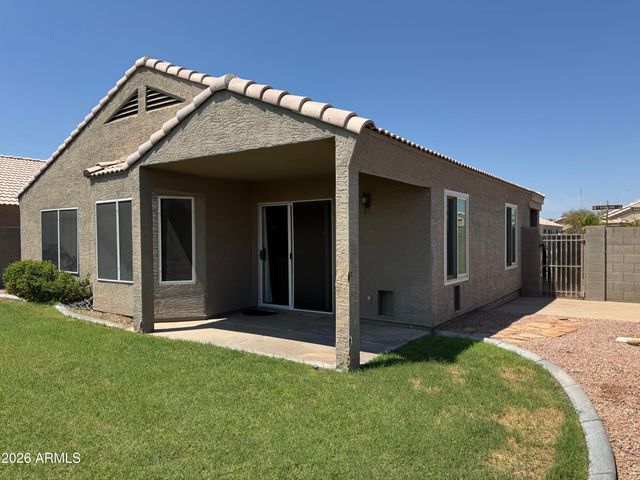 1041 W SARAGOSA Street, Chandler, AZ 85224