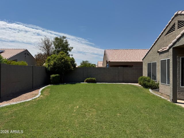 1041 W SARAGOSA Street, Chandler, AZ 85224