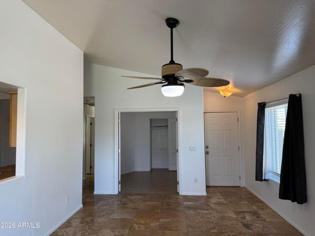 1041 W SARAGOSA Street, Chandler, AZ 85224