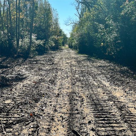 12124 County Road 122, Centerville, TX 75833