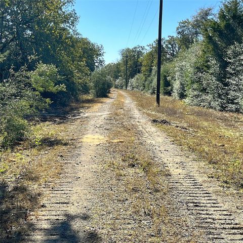 12124 County Road 122, Centerville, TX 75833