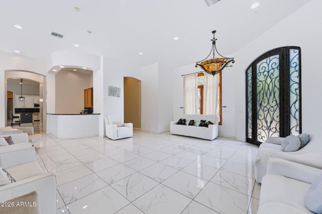 7240 E SWEETWATER Avenue, Scottsdale, AZ 85260