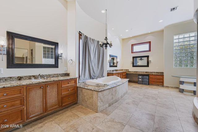 7240 E SWEETWATER Avenue, Scottsdale, AZ 85260