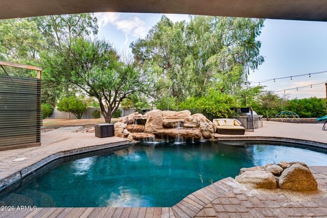 7240 E SWEETWATER Avenue, Scottsdale, AZ 85260