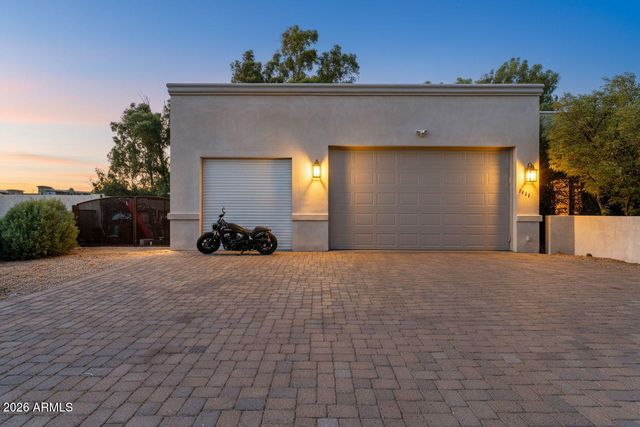 7240 E SWEETWATER Avenue, Scottsdale, AZ 85260