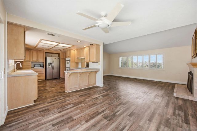 352 Beaumont, Vista, CA 92084