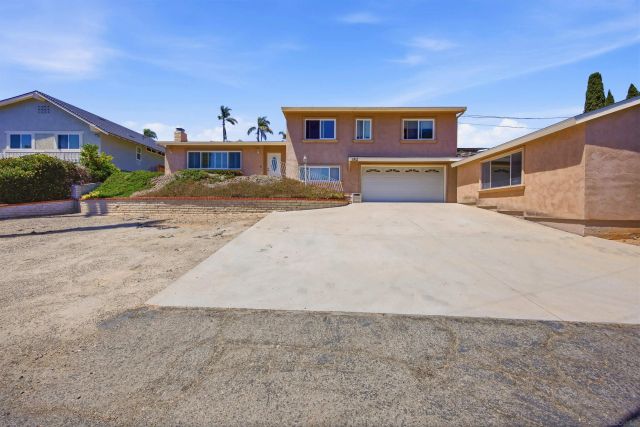 352 Beaumont, Vista, CA 92084