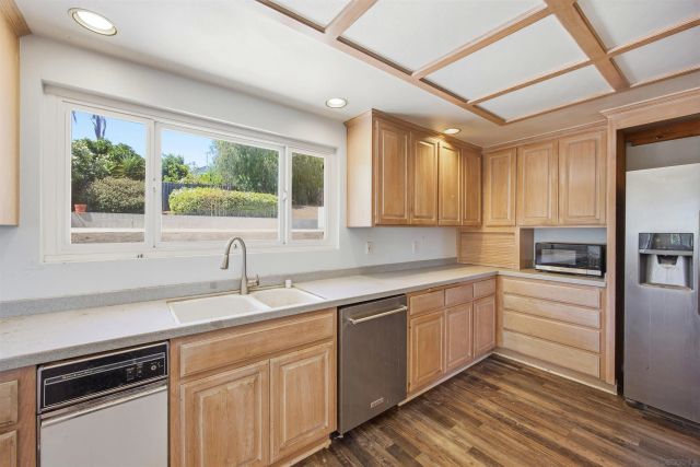 352 Beaumont, Vista, CA 92084