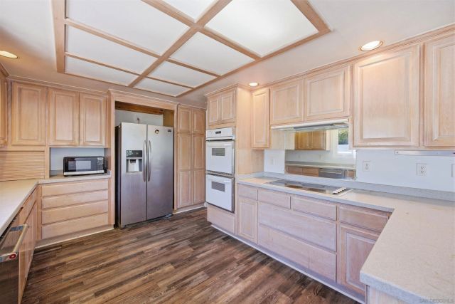 352 Beaumont, Vista, CA 92084