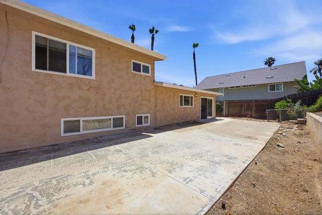 352 Beaumont, Vista, CA 92084