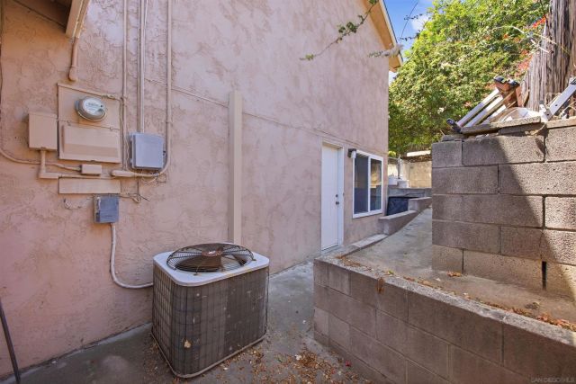 352 Beaumont, Vista, CA 92084