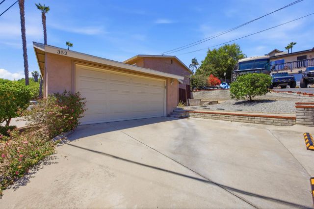 352 Beaumont, Vista, CA 92084