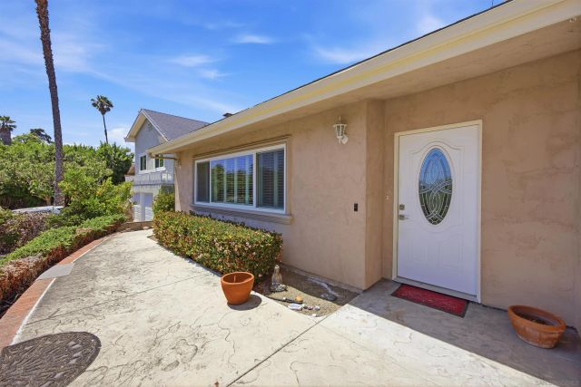 352 Beaumont, Vista, CA 92084