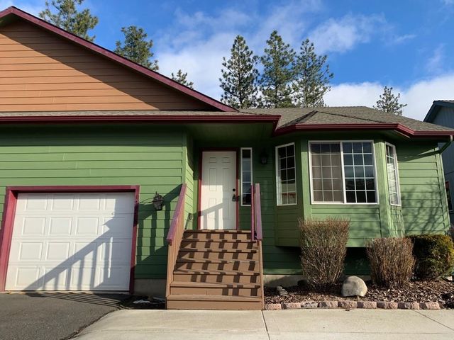 11218-11220 N Waikiki Rd, Spokane, WA 99218 property photo