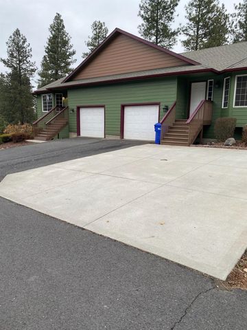 11218-11220 N Waikiki Rd, Spokane, WA 99218