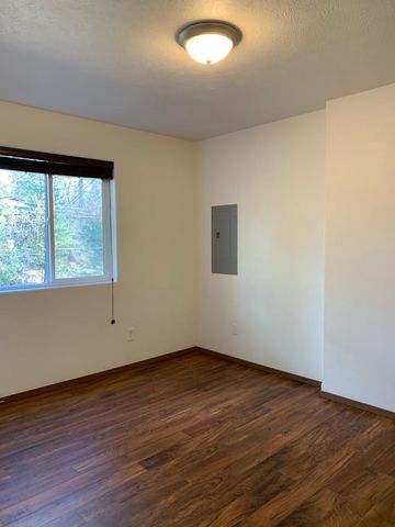 11218-11220 N Waikiki Rd, Spokane, WA 99218