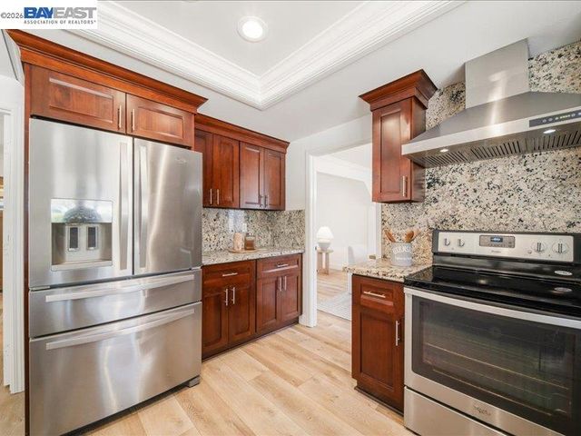 2880 Longspur Way, Pleasanton, CA 94566