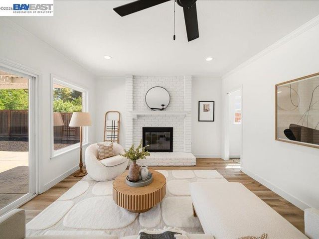 2880 Longspur Way, Pleasanton, CA 94566