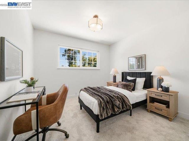 2880 Longspur Way, Pleasanton, CA 94566