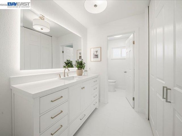 2880 Longspur Way, Pleasanton, CA 94566