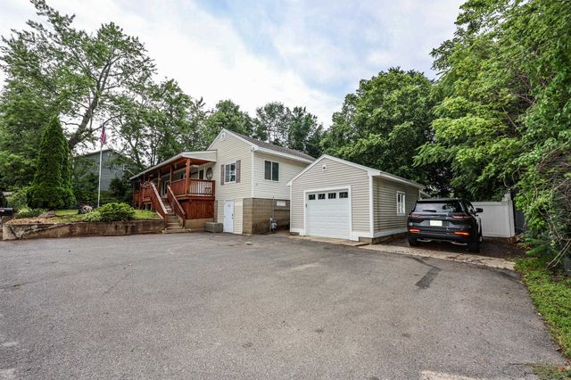 4 Caron Street, Merrimack, NH 03054