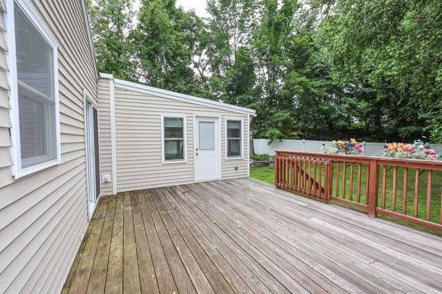 4 Caron Street, Merrimack, NH 03054