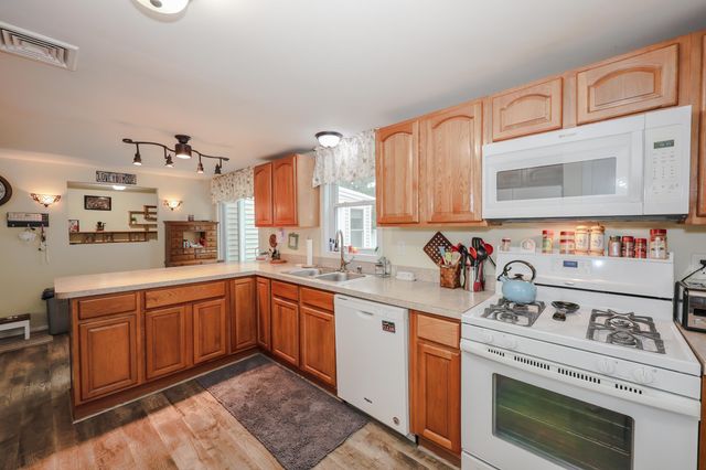 4 Caron Street, Merrimack, NH 03054