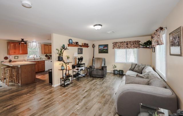 4 Caron Street, Merrimack, NH 03054