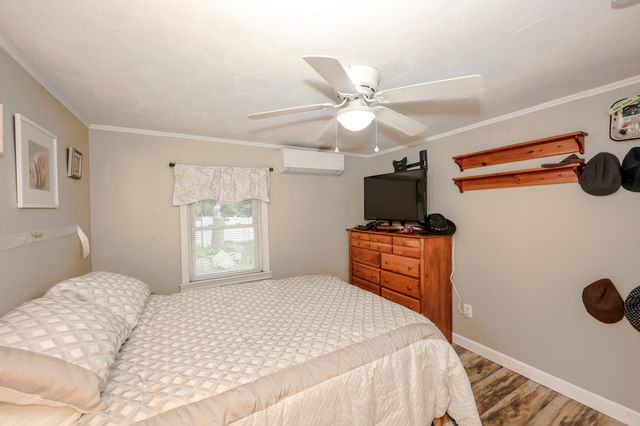 4 Caron Street, Merrimack, NH 03054