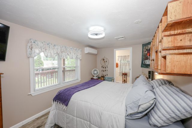 4 Caron Street, Merrimack, NH 03054