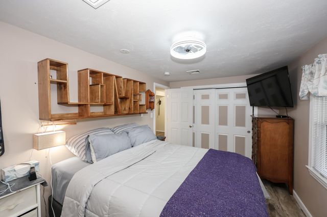 4 Caron Street, Merrimack, NH 03054