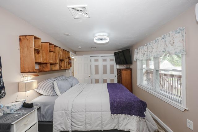 4 Caron Street, Merrimack, NH 03054