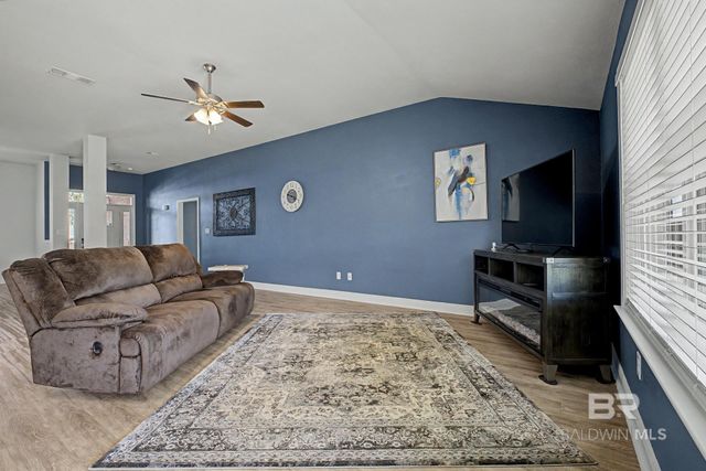 22849 Ridgewood Drive, Robertsdale, AL 36567
