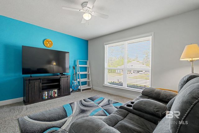 22849 Ridgewood Drive, Robertsdale, AL 36567