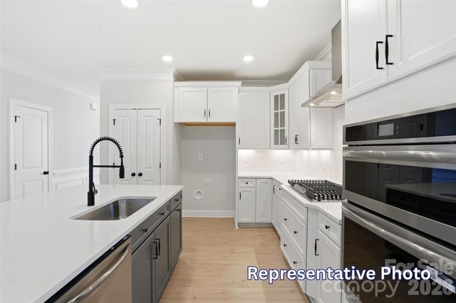 2769 Ashton Park Lane, Monroe, NC 28110