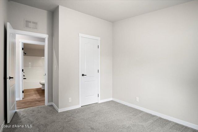 10393 N Kender Lane, Hayden, ID 83835