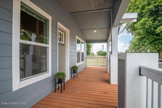 10393 N Kender Lane, Hayden, ID 83835