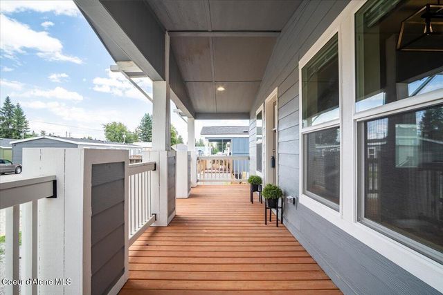 10393 N Kender Lane, Hayden, ID 83835