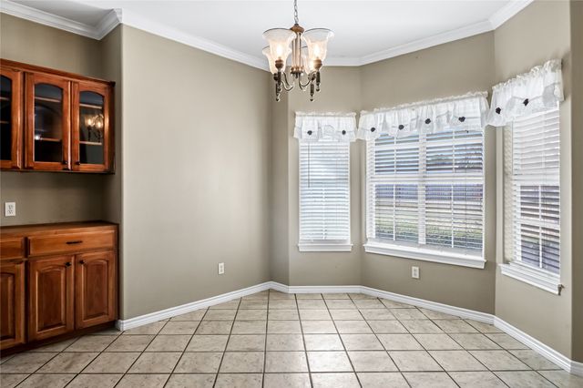 10624 Russell DR Drive, Chandler, TX 75758