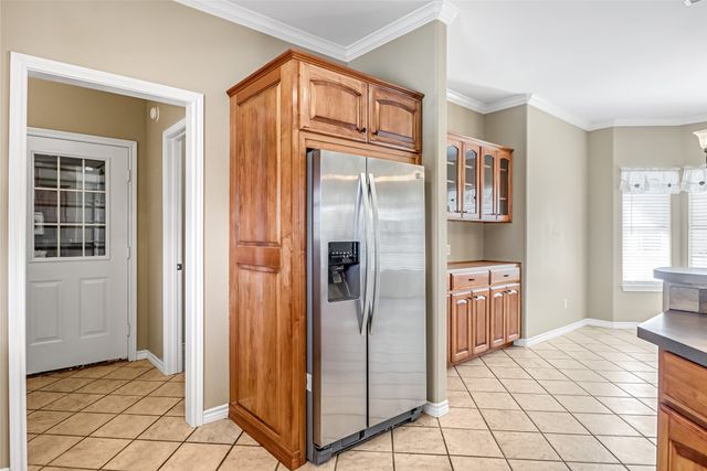 10624 Russell DR Drive, Chandler, TX 75758