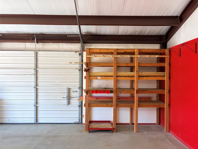 10624 Russell DR Drive, Chandler, TX 75758