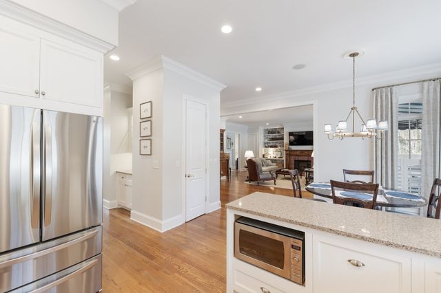 400 Hunt Club Rd, E, Nashville, TN 37221