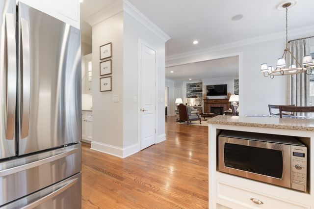 400 Hunt Club Rd, E, Nashville, TN 37221