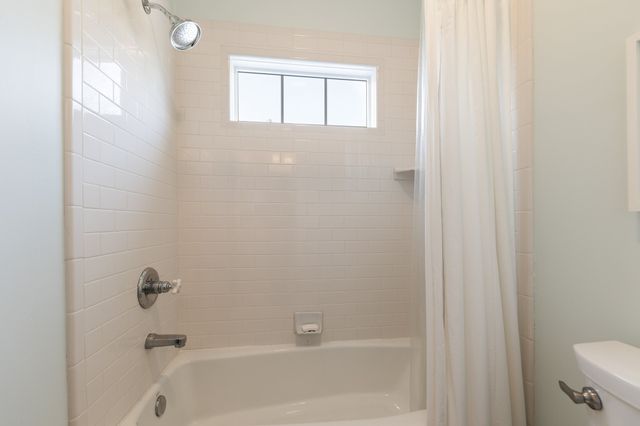 400 Hunt Club Rd, E, Nashville, TN 37221