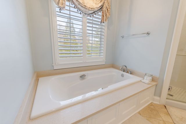 400 Hunt Club Rd, E, Nashville, TN 37221