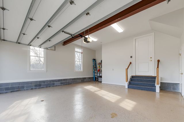 400 Hunt Club Rd, E, Nashville, TN 37221