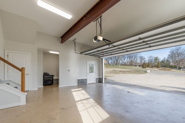 400 Hunt Club Rd, E, Nashville, TN 37221