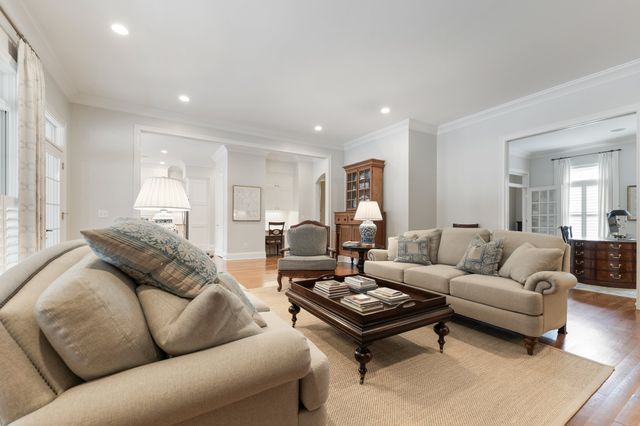 400 Hunt Club Rd, E, Nashville, TN 37221