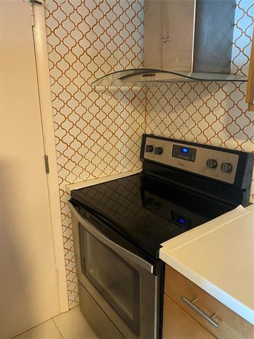 305 N Pompano Beach Blvd 1511, Pompano Beach, FL 33062