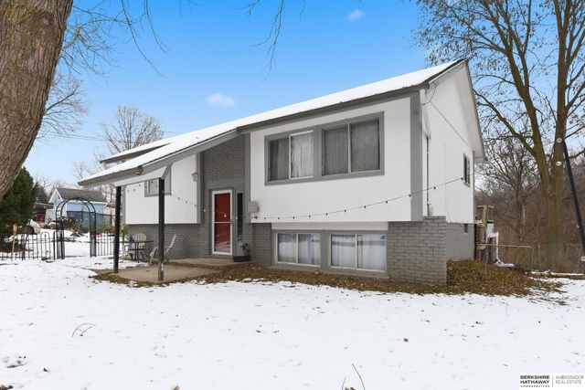 2001 Lincoln Avenue, Plattsmouth, NE 68048
